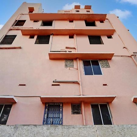 Queen D Tower - By Grands Inn Hospitality Tallākulam Extérieur photo